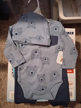 Rene Rofe Light Blue Bear Print Long-Sleeve One-Piece with Hat